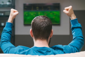 Analiza sportowa - oglądanie meczów