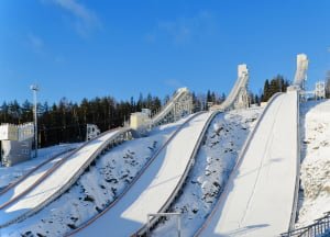 Zakłady bukmacherskie - skoki narciarskie a skocznia