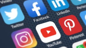 Problemy z bukmacherem online - media społecznościowe
