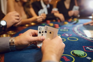 Poker - zasady dotyczące akcji